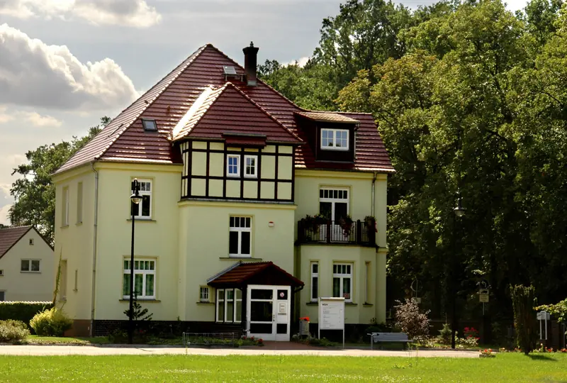 Sanierte Stadtvilla mit Fachwerkgiebel